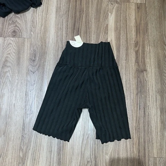 Aerie bike oG shorts - Picture 5 of 5